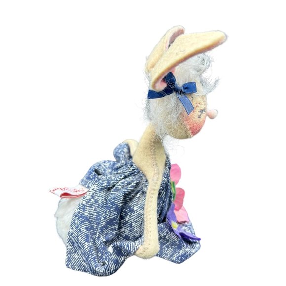Vintage Annalee Spring Girl Bunny 1991 7 inches Easter Bunny Flowers - Picture 5 of 16
